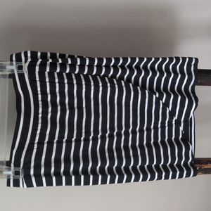 LIKE NEW! Tommy Bahama skirt